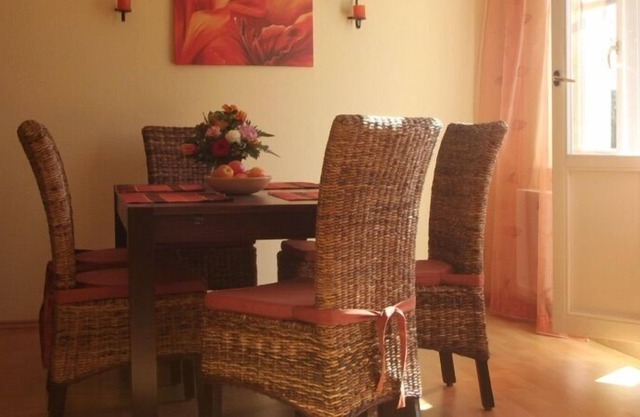 Ferienwohnung Bienenkorb, 104qm, 3 Schlafzimmer für Max. 6 Personen