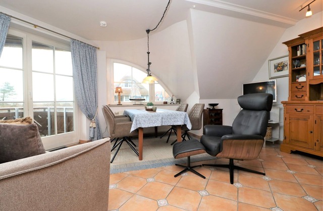 Ferienwohnung Unter Reet mit Balkon und Ostseeblick