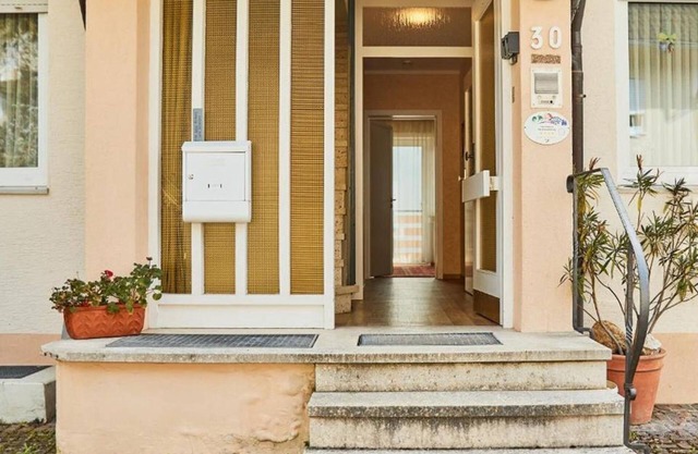 Ferienwohnung EG mit Balkon - Haus Constanze