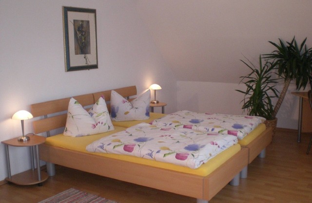 Ferienwohnung für 2-6 Personen im Fränkischen Weinland - einfach entspannt genießen