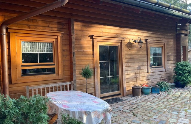 Ferienwohnung im Holzhaus, 5-10 Min. vom Schönen Wandlitzsee Entfernt