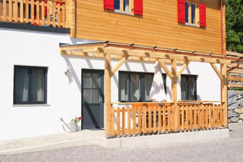 Ferienwohnung in ruhiger Lage- Panorama Terrasse, 2 SZ, rollstuhlfreundlich