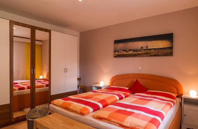 Ferienwohnung Knopf mit ca. 50 qm, 1 Schlafzimmer, für maximal 2 Personen