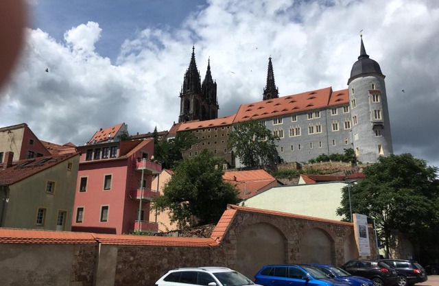 Ferienwohnung Mittendrin -Balkon-