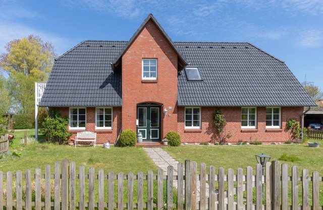 Ferienwohnung Pura Vida 2 in Tating für bis zu 4 Personen