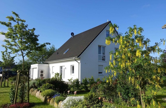 Ferienwohnung Regenbogenhaus - Ferienwohnung Regenbogenhaus: Special Rate May and June!