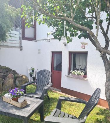 Ferienwohnung Rote Tür - Landleben pur!