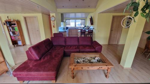 Ferienwohnung Wiesental II, Wiesentalstrasse 1, 89331 Burgau