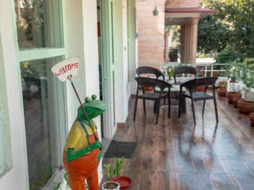 Ferozi House, C-Scheme