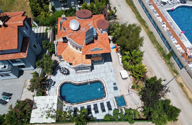 Fethiye Ölüdeniz 3 bedroom detached villa with private pool for 6 people