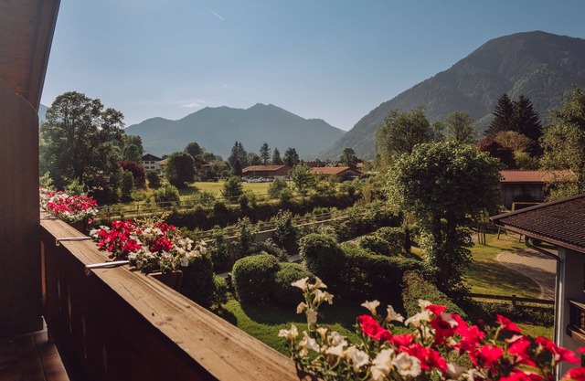 FeWo A (Rottach.Apartments) Holiday apartment on Lake Tegernsee