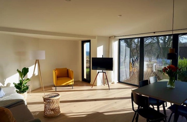 Fewo Emmi - Dein Urlaub in Unmittelbarer Strandnähe und Panoramablick