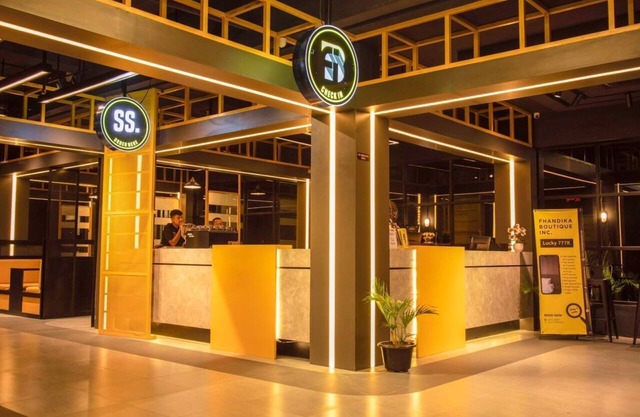 Fhandika Boutique Inc