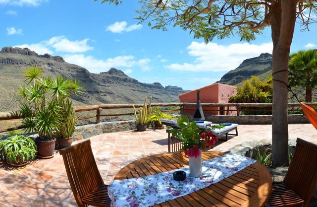 Finca Las Olivas - Unique country house with heated pool