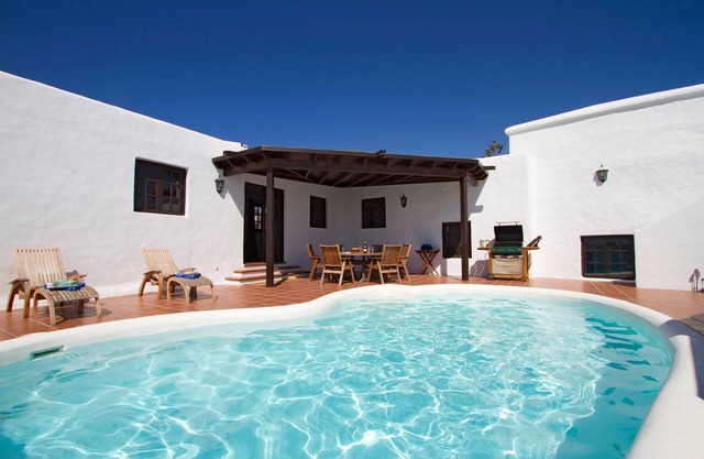 Finca with Private Pool and Striking Views of Hills and Sea