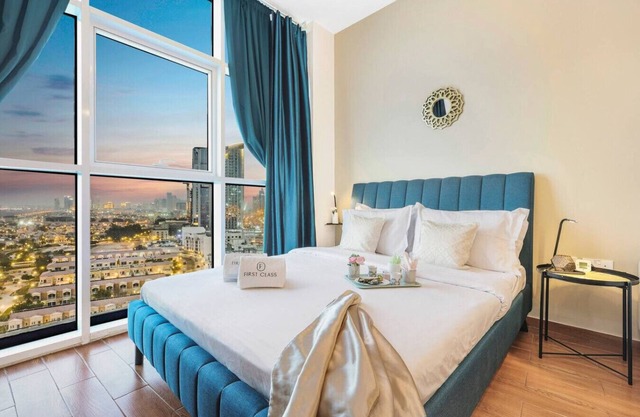 FIRST CLASS | Studio | Cozy Vibes | Stylish Escape