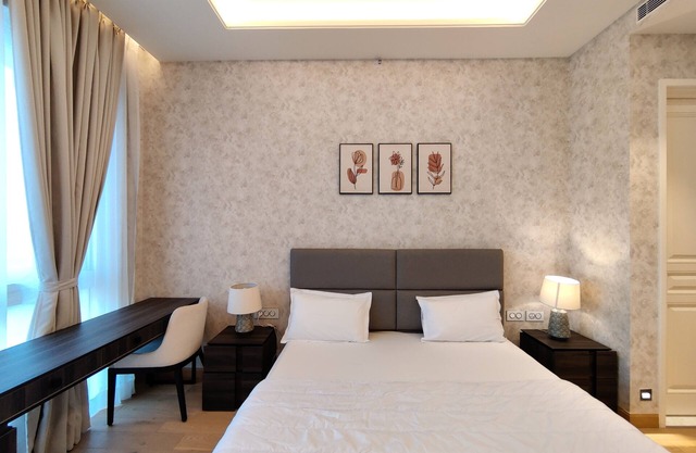 Five Star Luxury Flat in Leela Residence