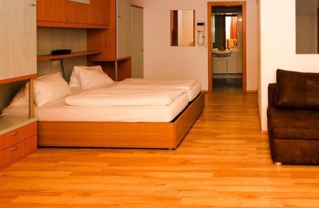 Flat in Podersdorf am See with garden