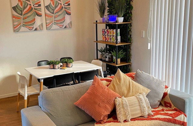 Flatbush Holiday Accommodation, 2 Bedroom Townhouse | Apartment HH