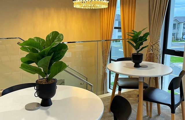 Flatbush Holiday Accommodation, Luxury Residence