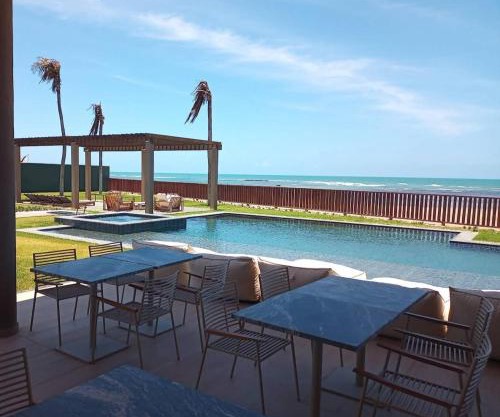 Flecheiras The House - Casa beira mar com piscina privativa em condomínio