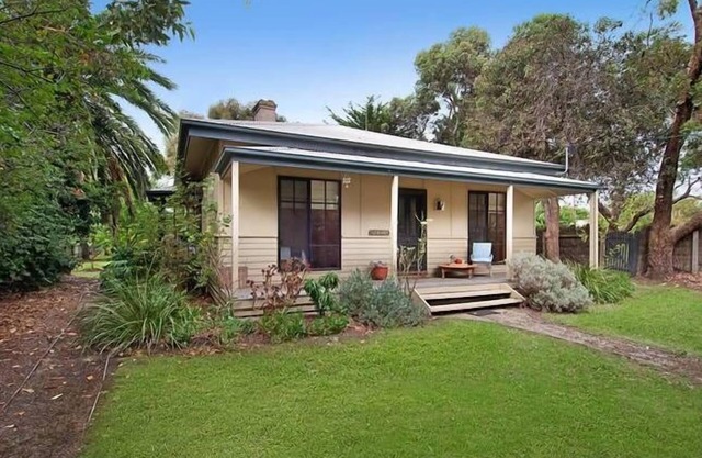 Fleur Baix Flinders Beach House