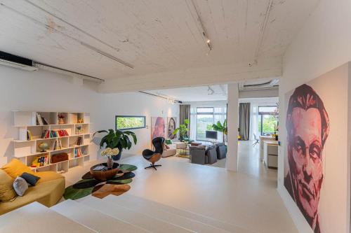 Flexible SelfCheckIns 140 - The most Luxurious Villa with Private pool in Zagreb