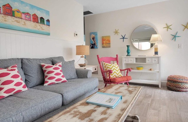 Flirty Flamingo Cottage Updated beach cottage, moments from the sand, w/pool!