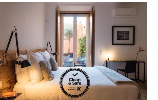 Flora Chiado Apartments