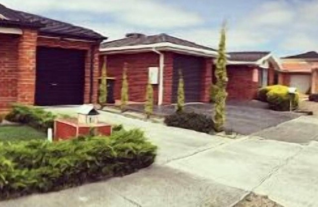 Florentine Villas - Your Home away from Home - near Watergardens Town Centre