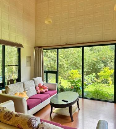 Flower Field Terrace B&B