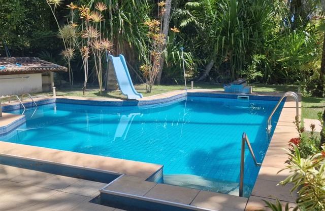 Flower house on the edge of Guaiú beach in a high-standard condominium.