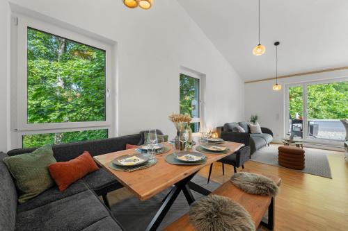 Flussperle Miesbach - Entspannung pur, direkt an der Schlierach, Vollküche, kostenfreies Parken