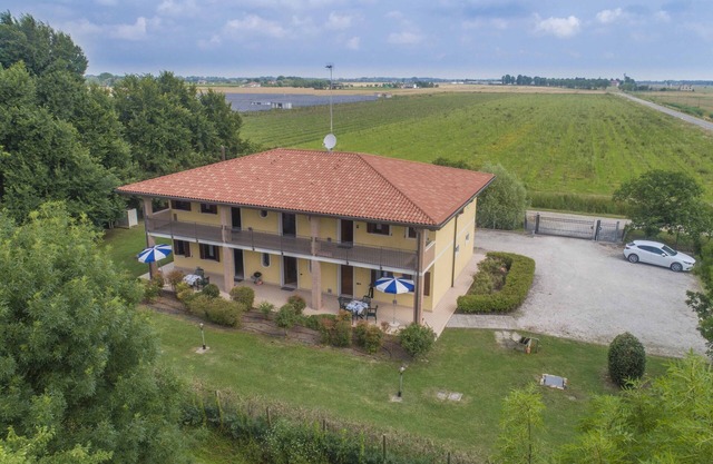 Folaghe 2, apartment with view on the grove