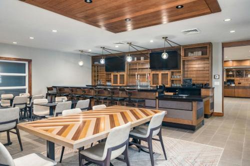 Four Points by Sheraton Bedford Manchester Airport