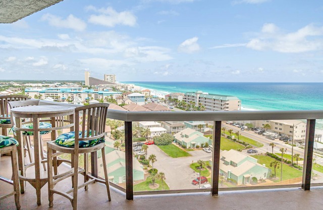 Free Beach SRVC! Free Beach Bonfires M/F nts! Sports Deck w/Pickleball!