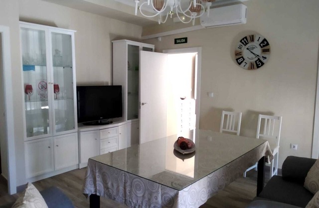 FREGENAL CENTER APARTMENT