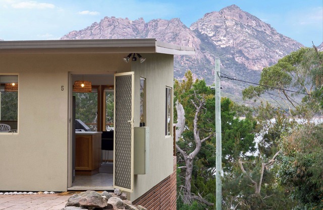 Freycinet Sanctuary 5 - Freycinet Holiday Houses