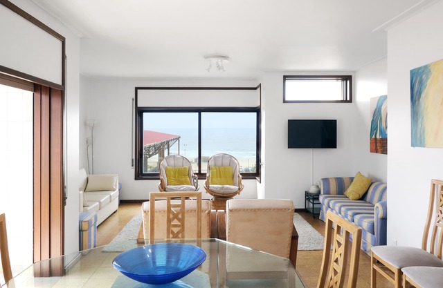 Front Beach Apartment