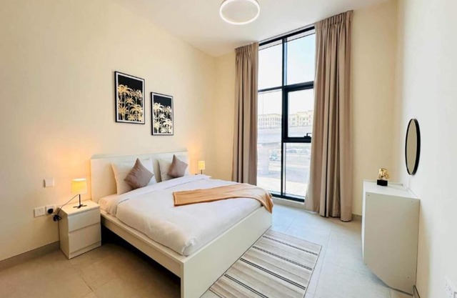 Fully equipped 2BR at JLT W/Rooftop Pool and Gym