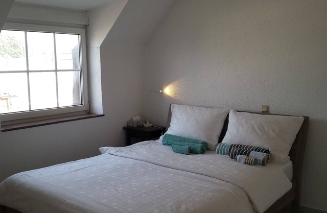 Fully furnished with underground parking 18 minutes to the Frankfurt Trade Fair