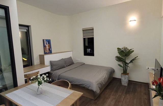 Funhousing Bờ Sông Sét Apartment Ha Noi