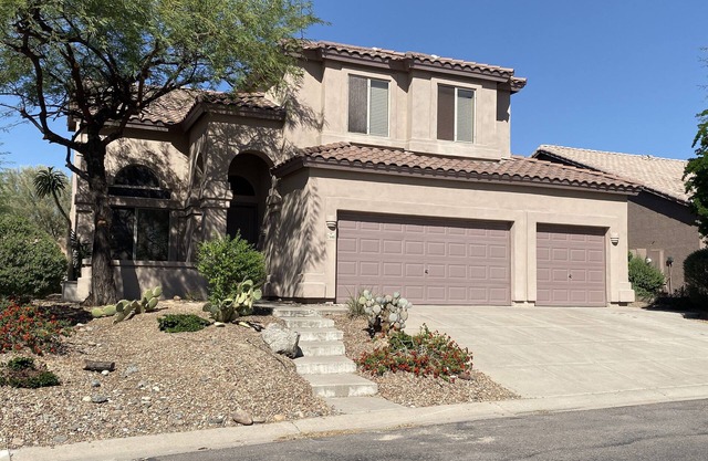 Furnished, 30 night min. short term. nLas Sendas amenities, 3 car garage/storage