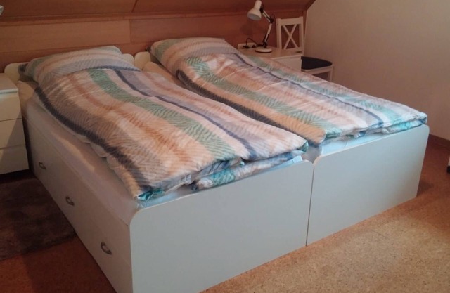 Gästehaus Lützelbach - Dachwohnung mit Esszimmer, Küche und Balkon