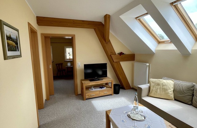 Gästezimmer mit Bezauberndem Garten und Koi-teich