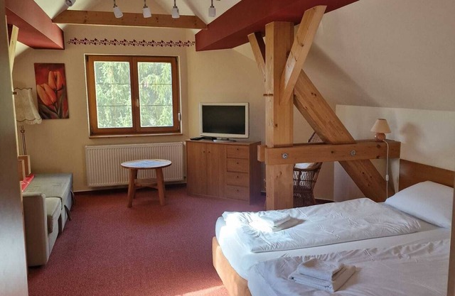 Gästezimmer mit Bezauberndem Garten und Koi-teich