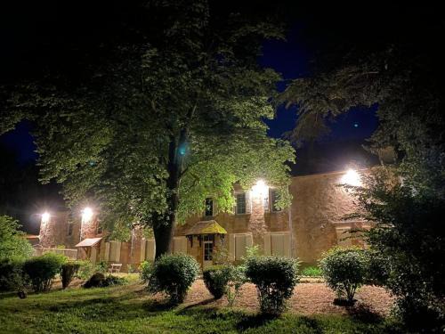 Gîte charmant à Souvigny, 2 ch, jardin, animaux acceptés - FR-1-489-583