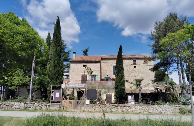 'Gîte Des Louveteaux' with Mountain View, Private Pool