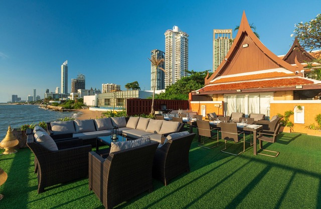 Gala Beachfront ~ Private Beachfront Villa ~ Seaside Terrace, Pool, Sauna, BBQ