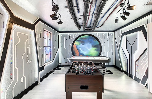 Galactic Getaway - 8BR, Game Room, Pool & Theatre